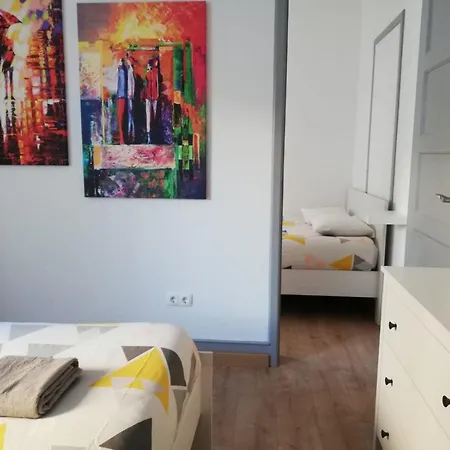 Bed&shower -self Check-in Vendégház Moscavide