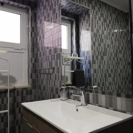 Vendégház Bed&shower -self Check-in *